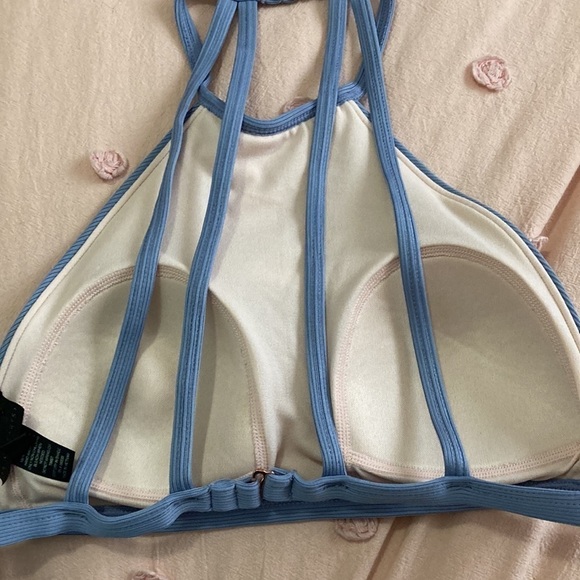 Pacsun LA Hearts Bikini Top size small - Picture 2 of 2